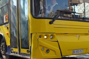 ŽELEZNIK: Huligani kamenovali autobuse 55 i 511, povređena putnica