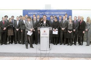 Ubili se od posla: Srbija povlači ekonomske diplomate