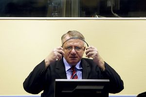 SAD HAG NEĆE: Tribunal obustavio oslobađanje Šešelja