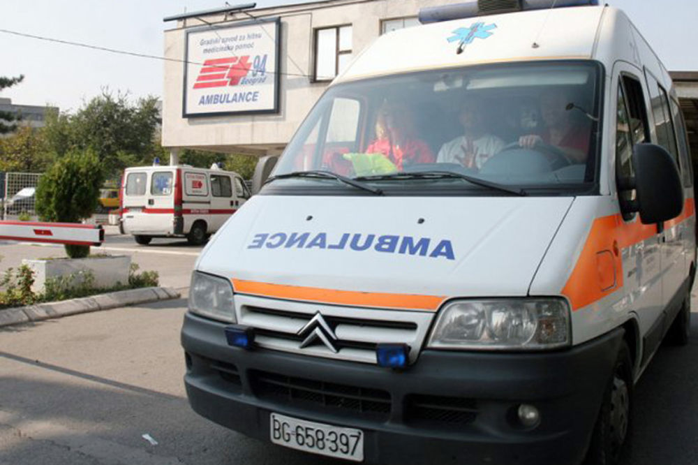 Teže povređen muškarac na novosadskom putu