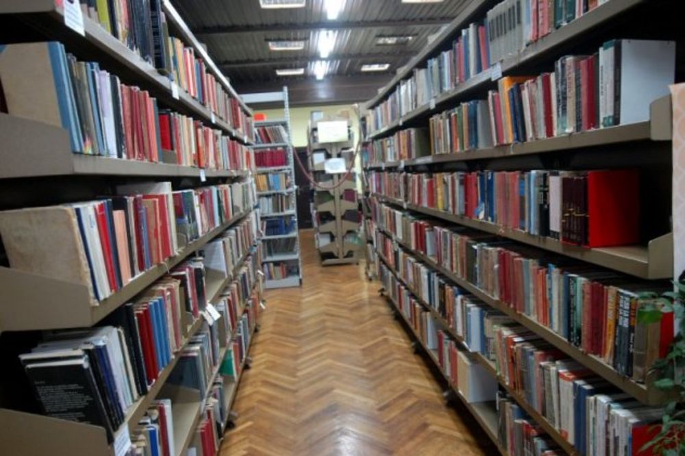 Pazarci duguju biblioteci 1.000 knjiga