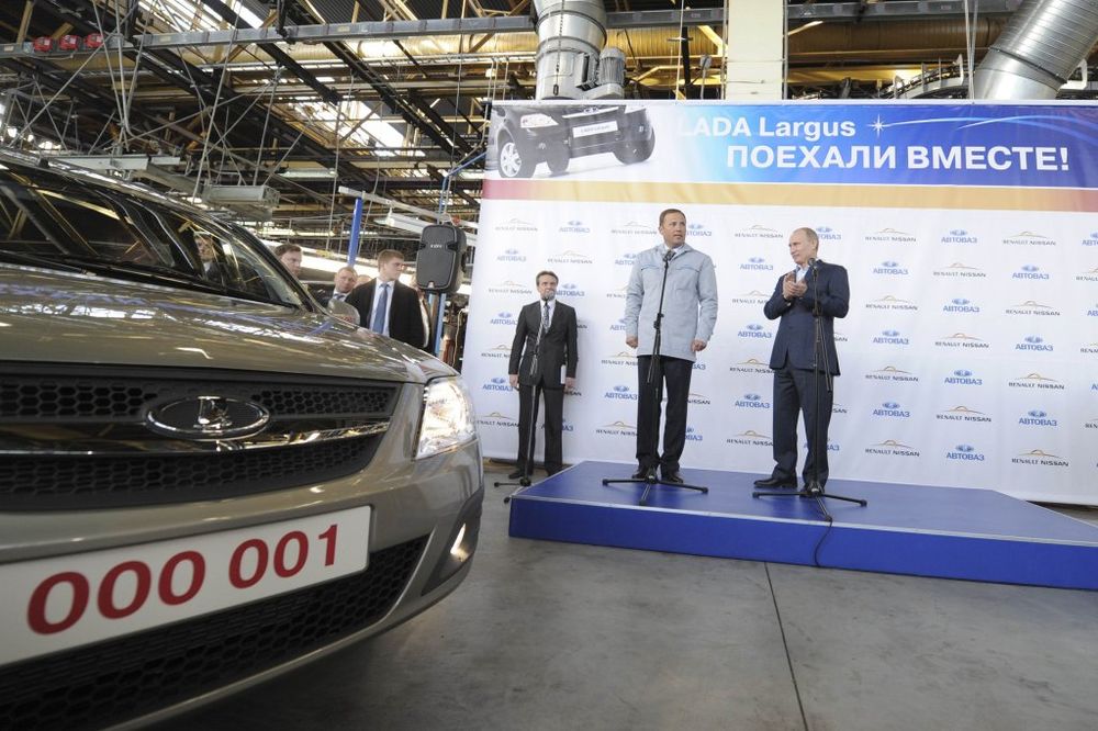 Putin: Ministri da voze samo domaće automobile