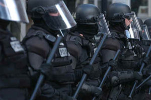 POJAČANJE: 200 policajaca sa 17 starešina stiže u Novi Sad