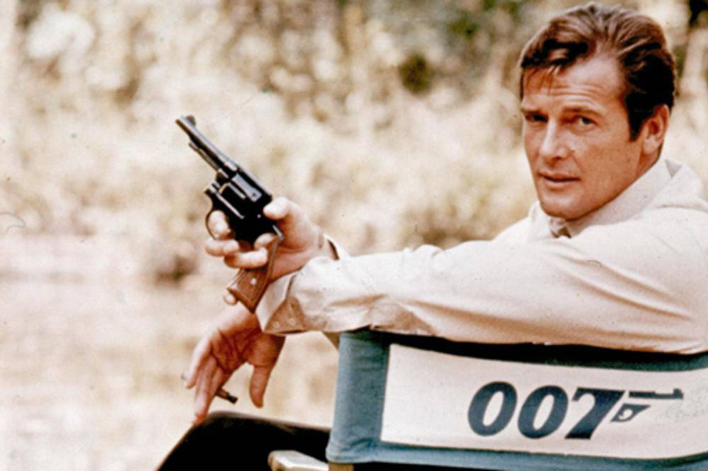Bojd piše o matorom agentu 007