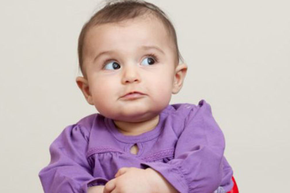 Neverovatno: Šestomesečna beba čita i razume rumunski