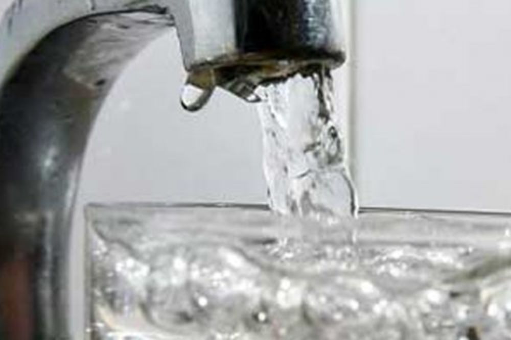 BATUT: Voda ispravna, ne koristiti za piće u podavalskim naseljima i delu Voždovca!