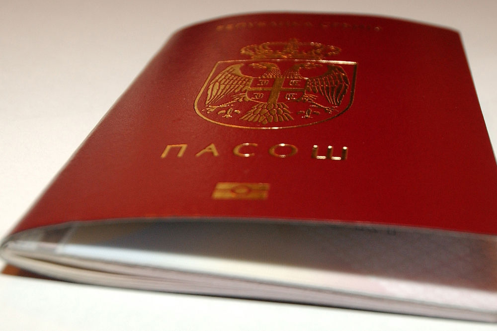 Dačić: Izdato četiri miliona novih pasoša