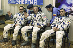Kosmonauti se vratili na Zemlju