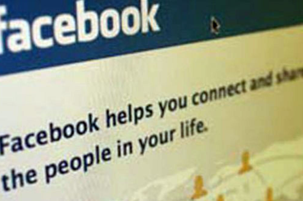 STOP ZA PEDOFILE NA FB: Neće moći da vide maloletnice!