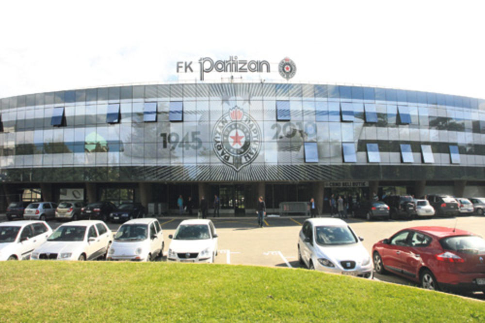 Partizan sprečava štrajk!