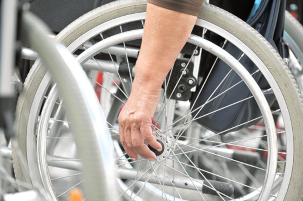 Zbog izmene zakona kasni plata osobama sa invaliditetom