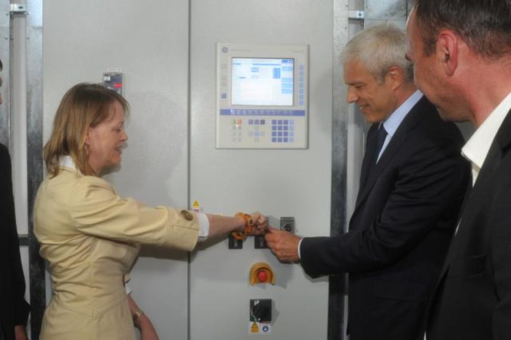 Tadić i Vorlik otvorili biogasnu elektranu kod Blaca