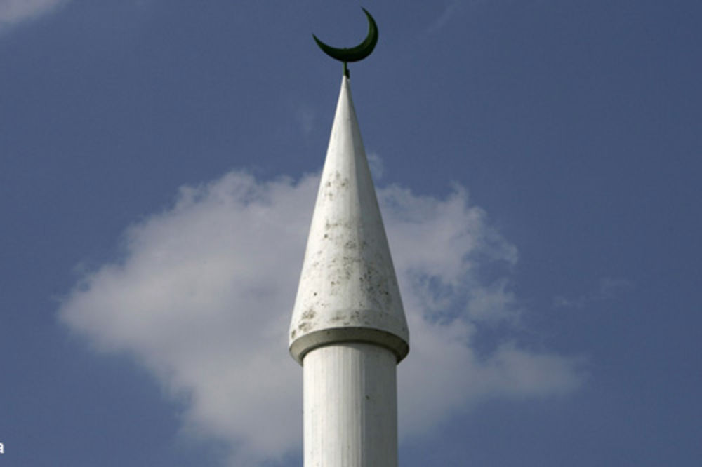 Svinjske glave na gradilištu džamije BiH muslimana