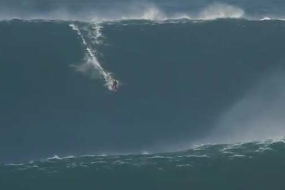 Surfer za Ginisa jahao talas od 23,8 metara