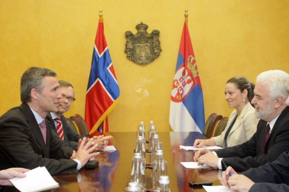 Stoltenberg: Srbija ide putem evropskih integracija