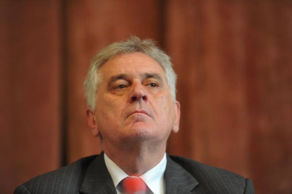 Nikolić najavio nenasilne proteste