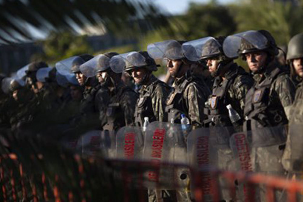Sukobi demonstranata i policije u Rio de Žaneiru