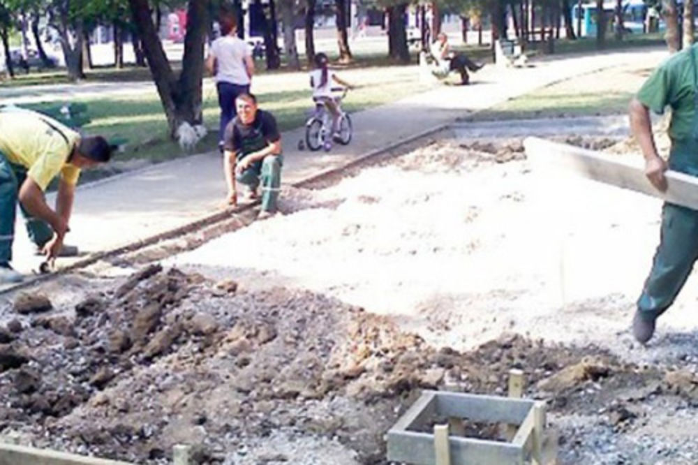 Počela izgradnja tri nova dečja igrališta na Čukarici