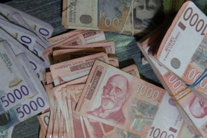 Dinar u padu, NBS prodala 15 miliona evra