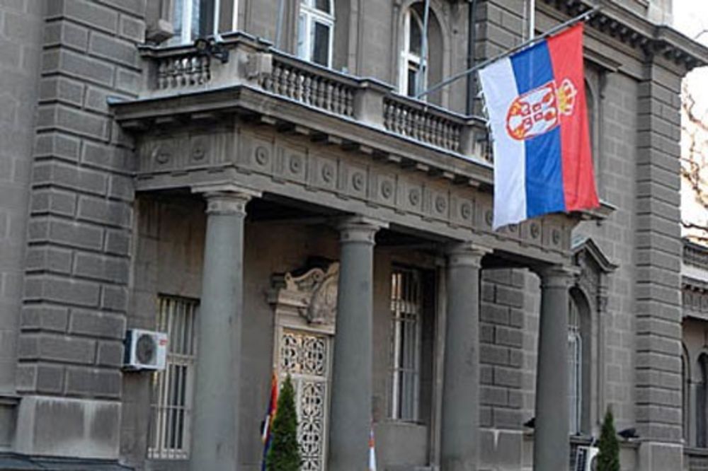 Državni vrh: Srbija neće odustati od nadležnosti za zajednicu opština
