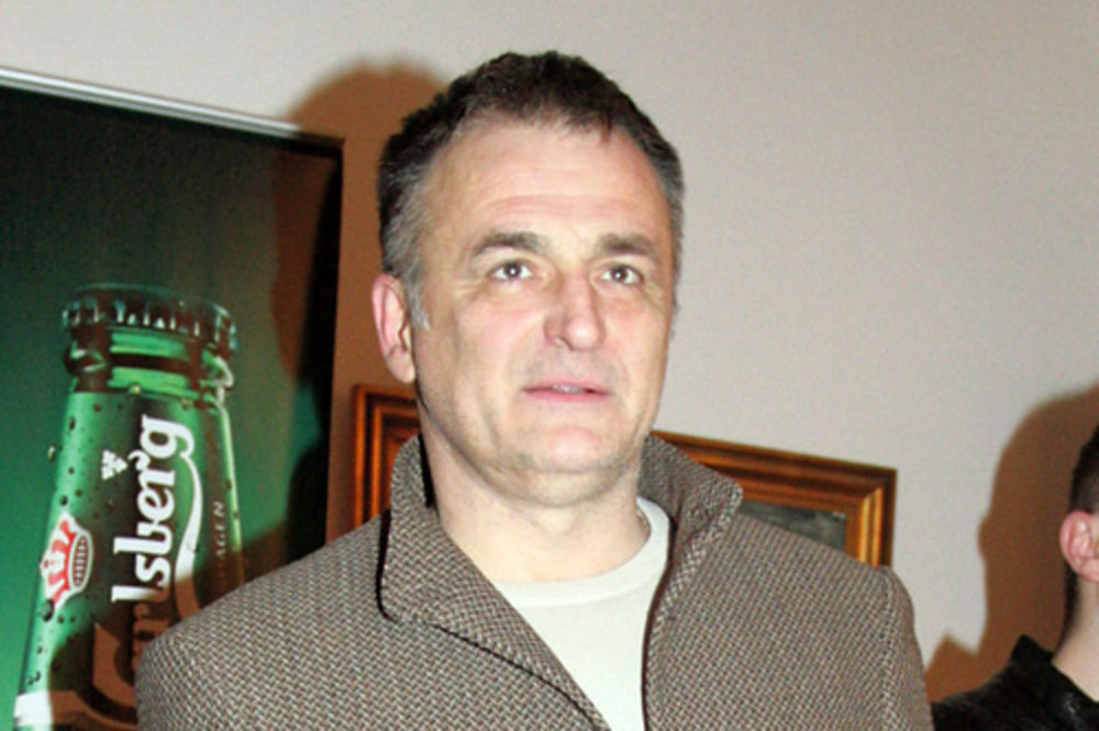 Branislav Lečić: Kokane, nisi večiti upravnik