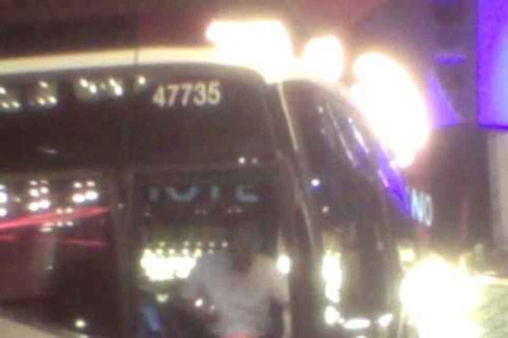 Autobus sa francuskim turistima udario u voz
