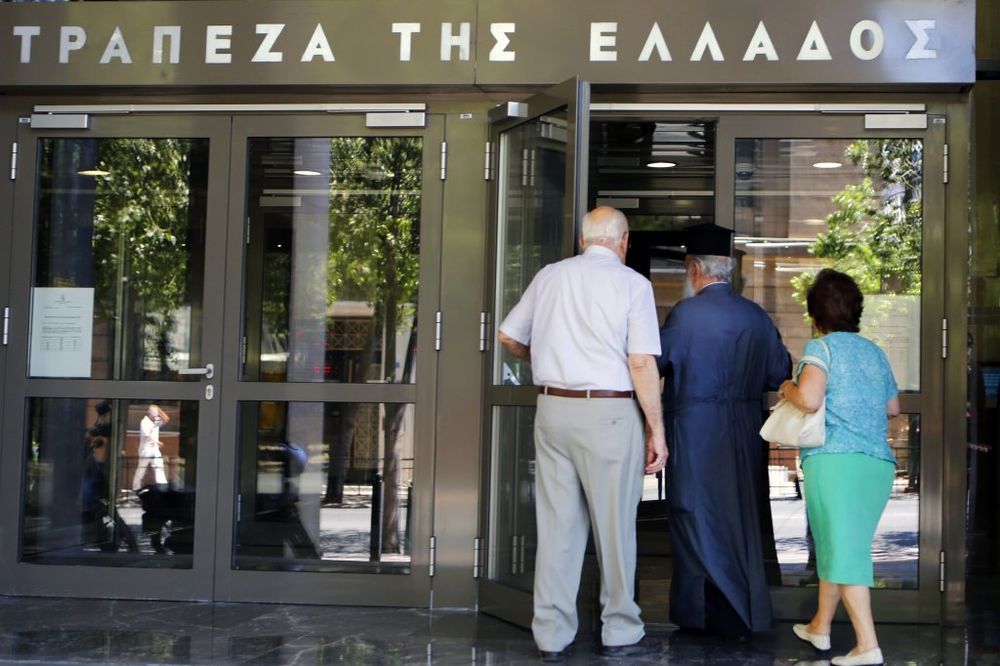 Grčka ima još za julske penzije