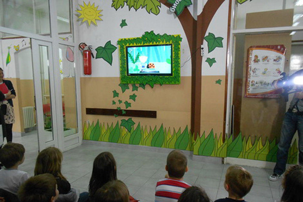 Otvoren bioskop za decu u domu zdravlja u Nišu