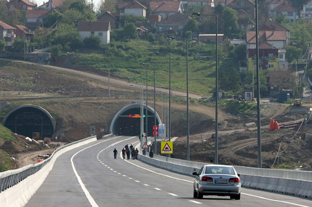 BEOGRADSKA OBILAZNICA: Završetak izgradnji petlji Orlovača i Petlovo brdo u maju 2014!