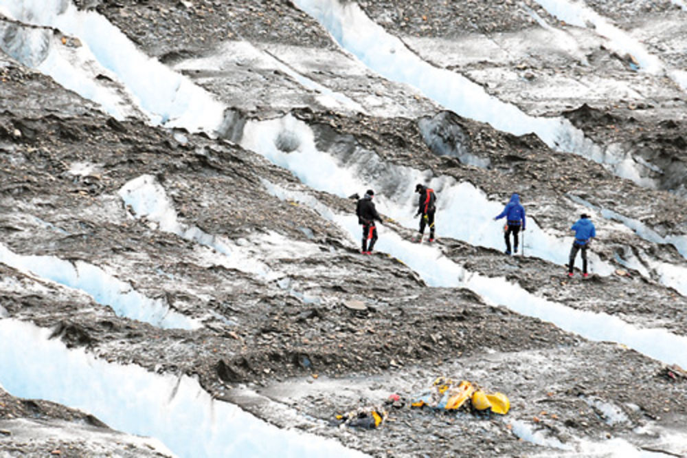 Ledena grobnica: Našli avion posle 60 godina