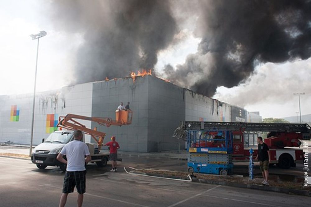 Brener zapalio trgovački centar u Imotskom