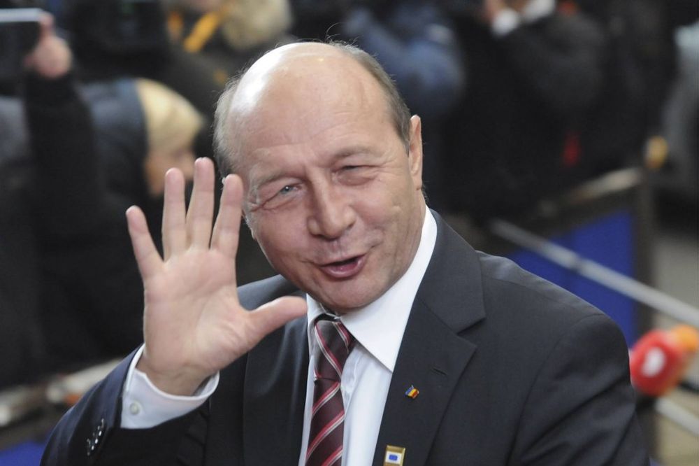 Počeo referendum o smeni Baseskua