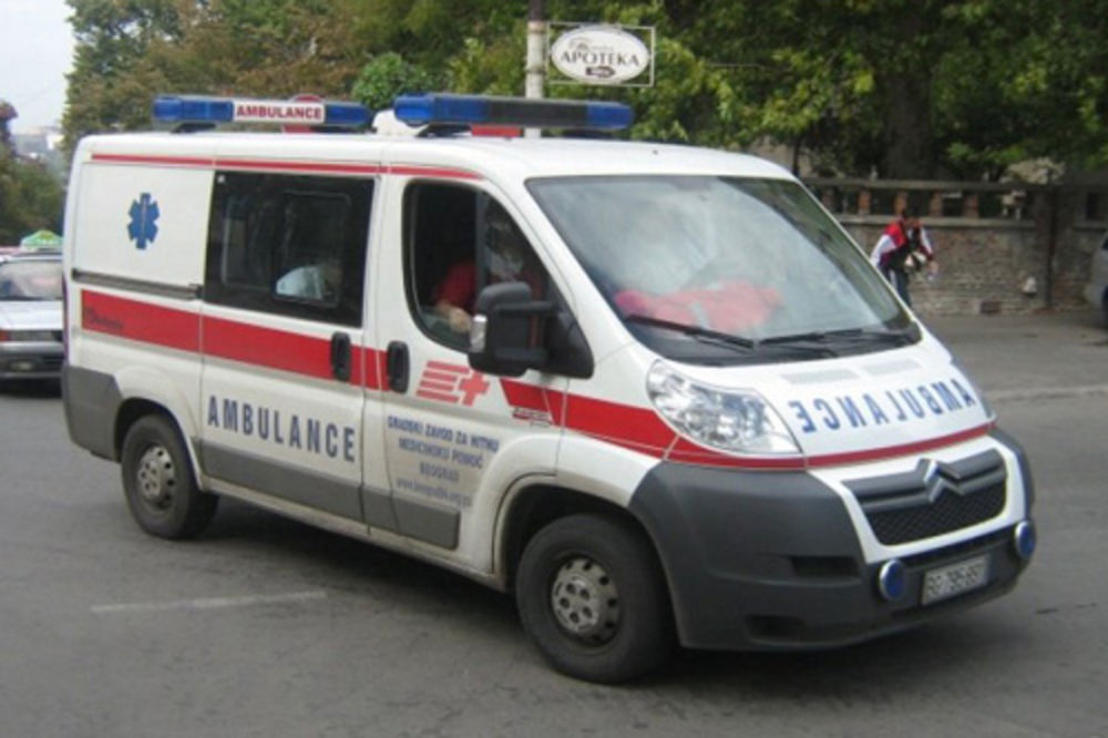Troje dece povređeno kod Dobanovačke petlje