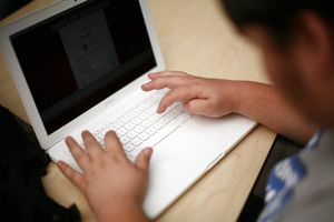 Amerikancima miliji laptop nego verenički prsten