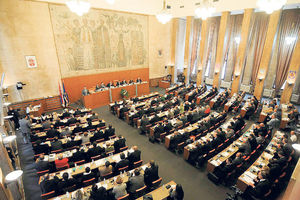 Skupština Vojvodine raspravlja o budžetu