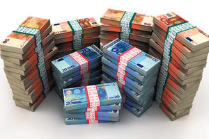 BAKA SAKRILA UŠTEĐEVINU: Deca pronašla 43.000 evra pa cepala novčanice