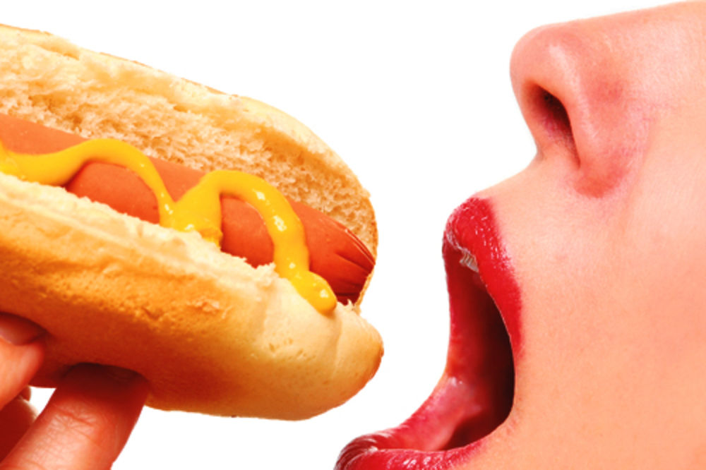Znate li od čega se pravi hot-dog?