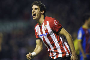 Atletik Bilbao razmatra tužbu protiv Bajerna zbog Martineza