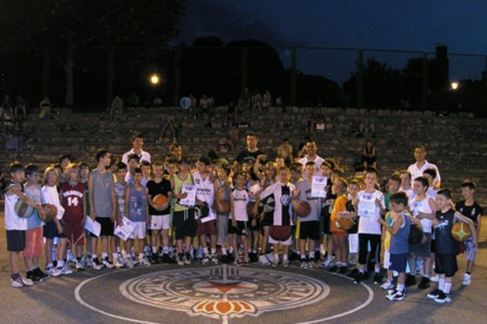 Četvrti Partizanov košarkaški kamp za dečake