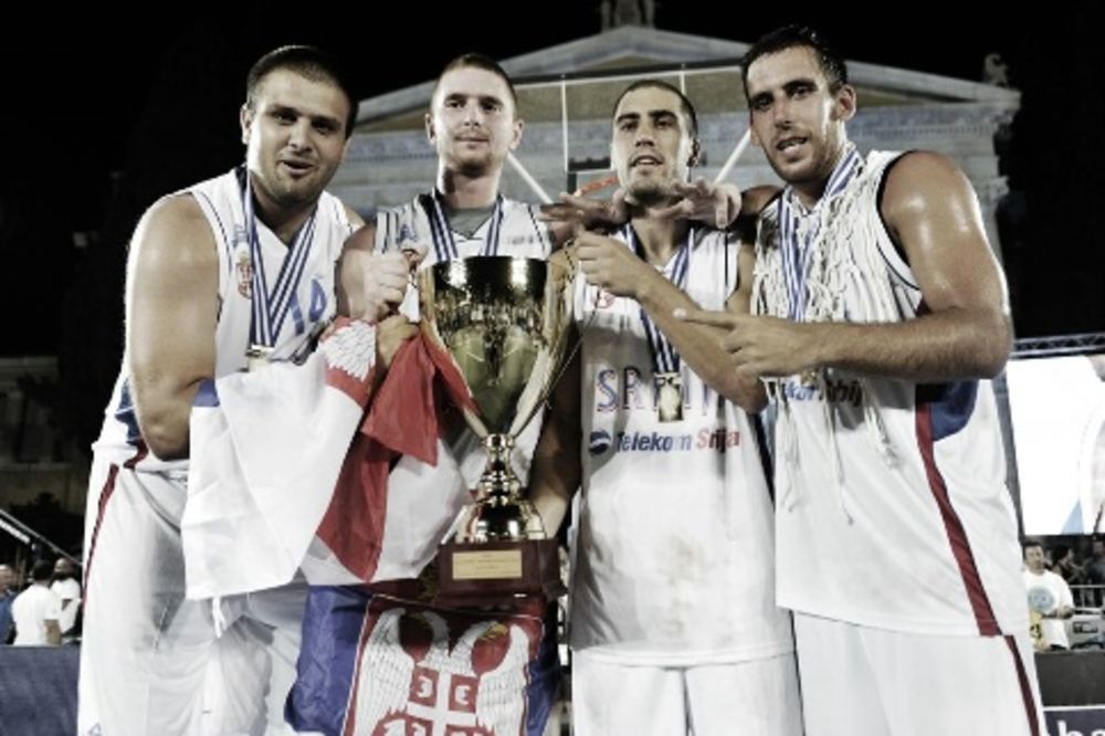 Gradonačelnik Novog Sada čestitao prvacima sveta u basketu