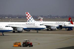 Piloti Kroacija erlajnza prekinuli štrajk, stjuardese nisu