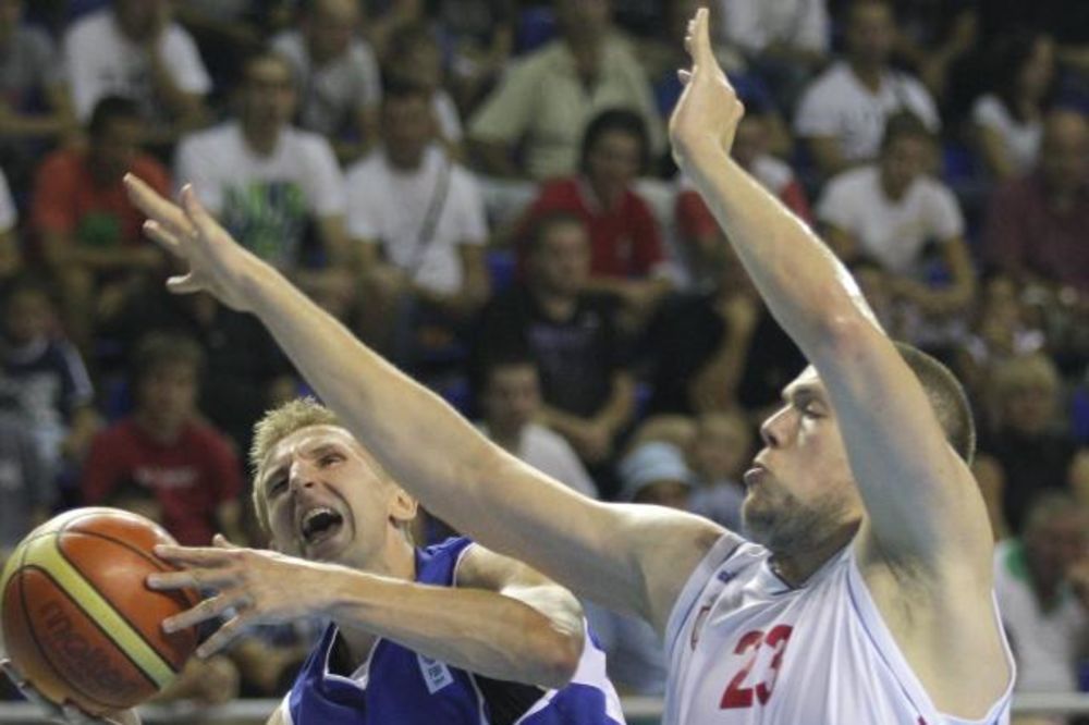 Košarkaši lako sa Slovačkom, misle na Estoniju