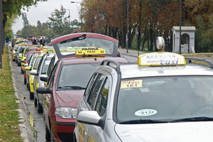 Kragujevac izgubio spor sa taksistima