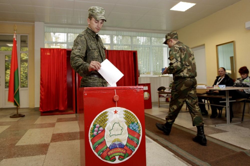 Belorusija bira parlament bez opozicije
