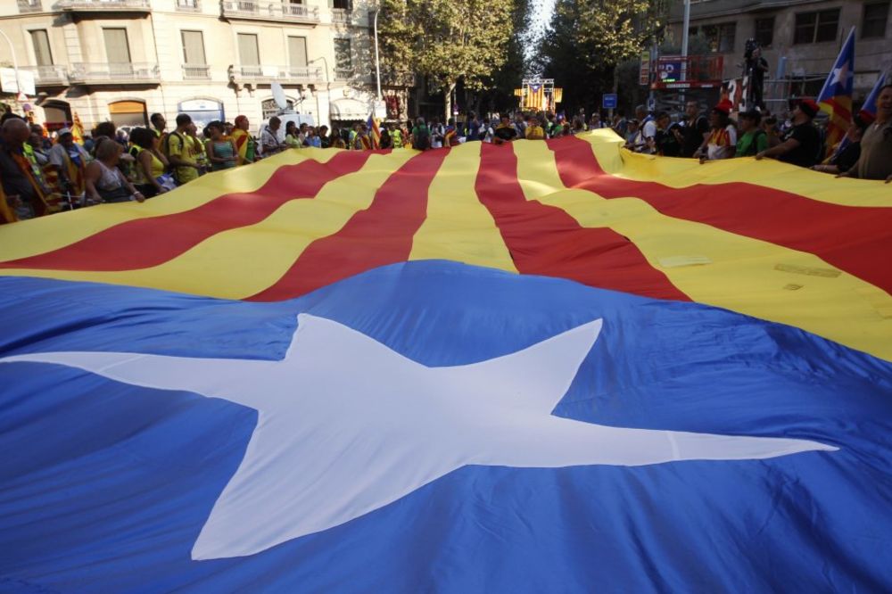 Katalonci: Madrid nam preti vojnom intervencijom