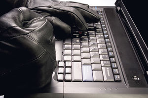 Telefonska prevara: Hakeri operaterima ukrali deset miliona evra!