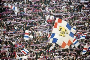 UJEDINJENI: Navijači Hajduka i Dinama sa iste tribine veličaju ustaštvo