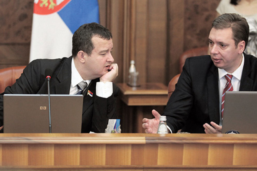 Vučić nezadovoljan, rekonstrukcija vlade u aprilu?!
