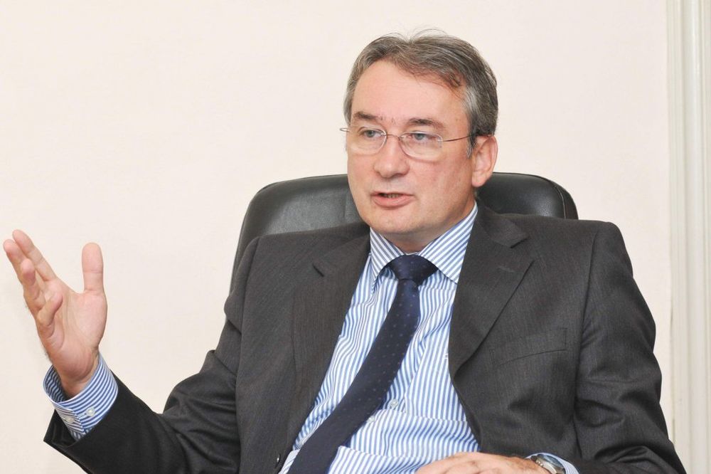 Bosić pozvao Dodika da ne otežava položaj Srbije