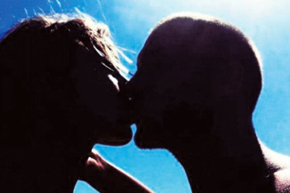 Strasno: Poljubac Saše i Jovane